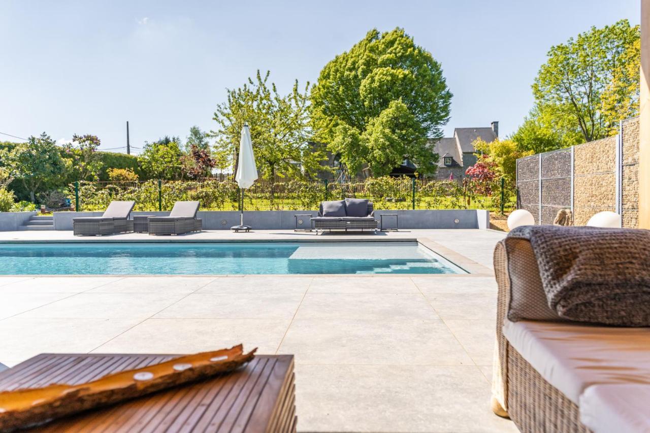 A La Source De Lavis Bed and Breakfast Houyet Esterno foto
